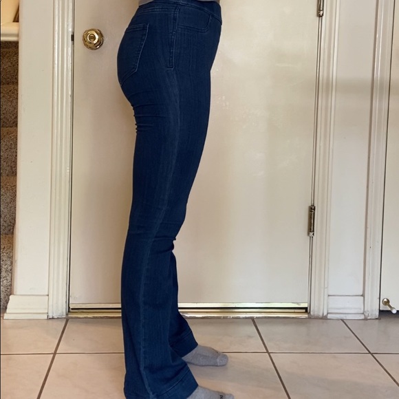 Flared jeggings - Picture 8 of 10